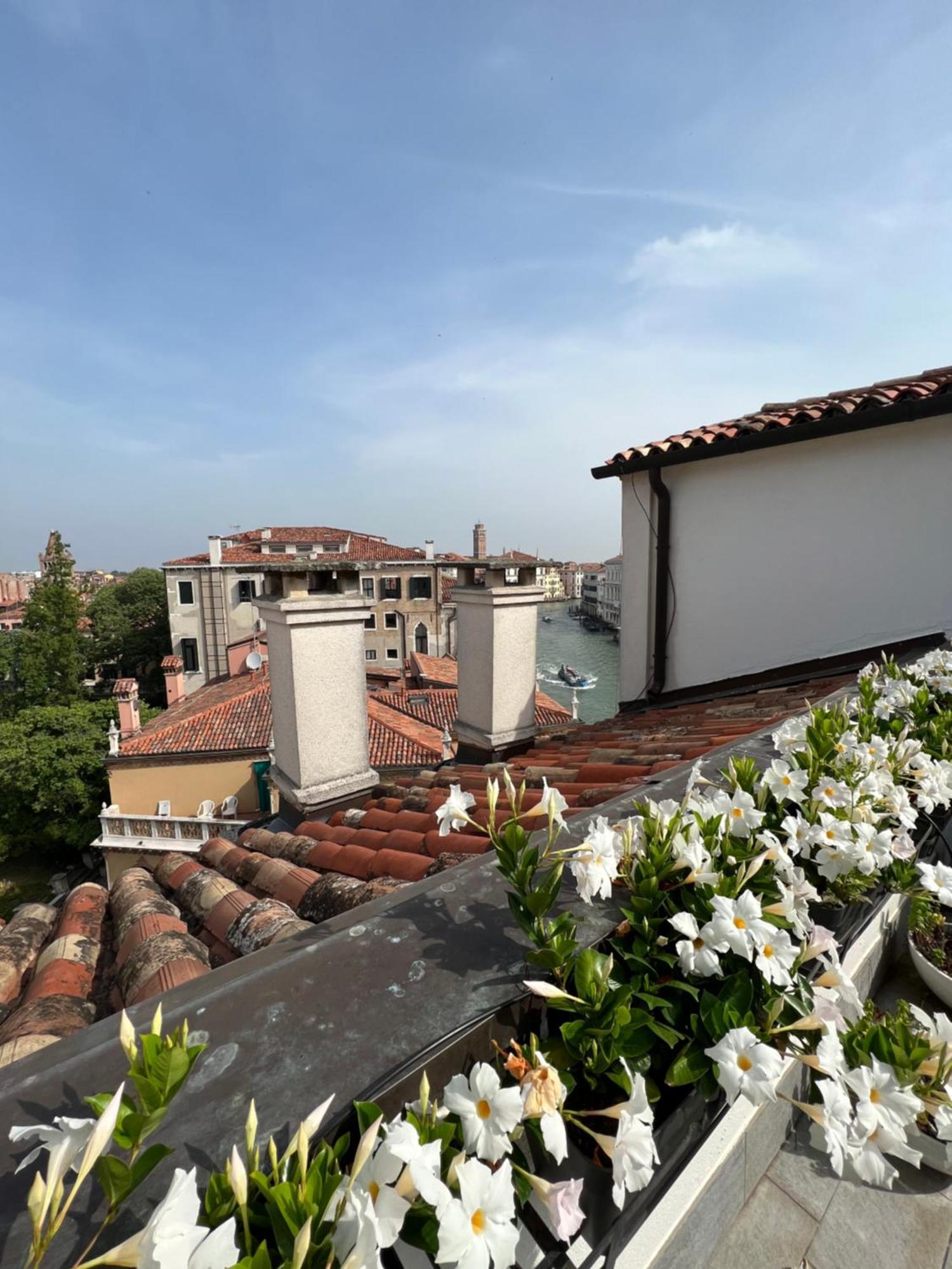 Attico Canal Grande A Palazzo Contarini Corfu Venedig Exterior foto